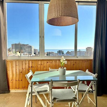 Cozy Fuengirola Apartment With Sea View & Pool Eksteriør billede